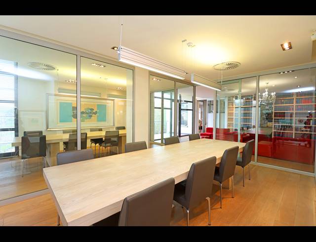 304M² OFFICE FOR SALE IN MELROSE ARCH